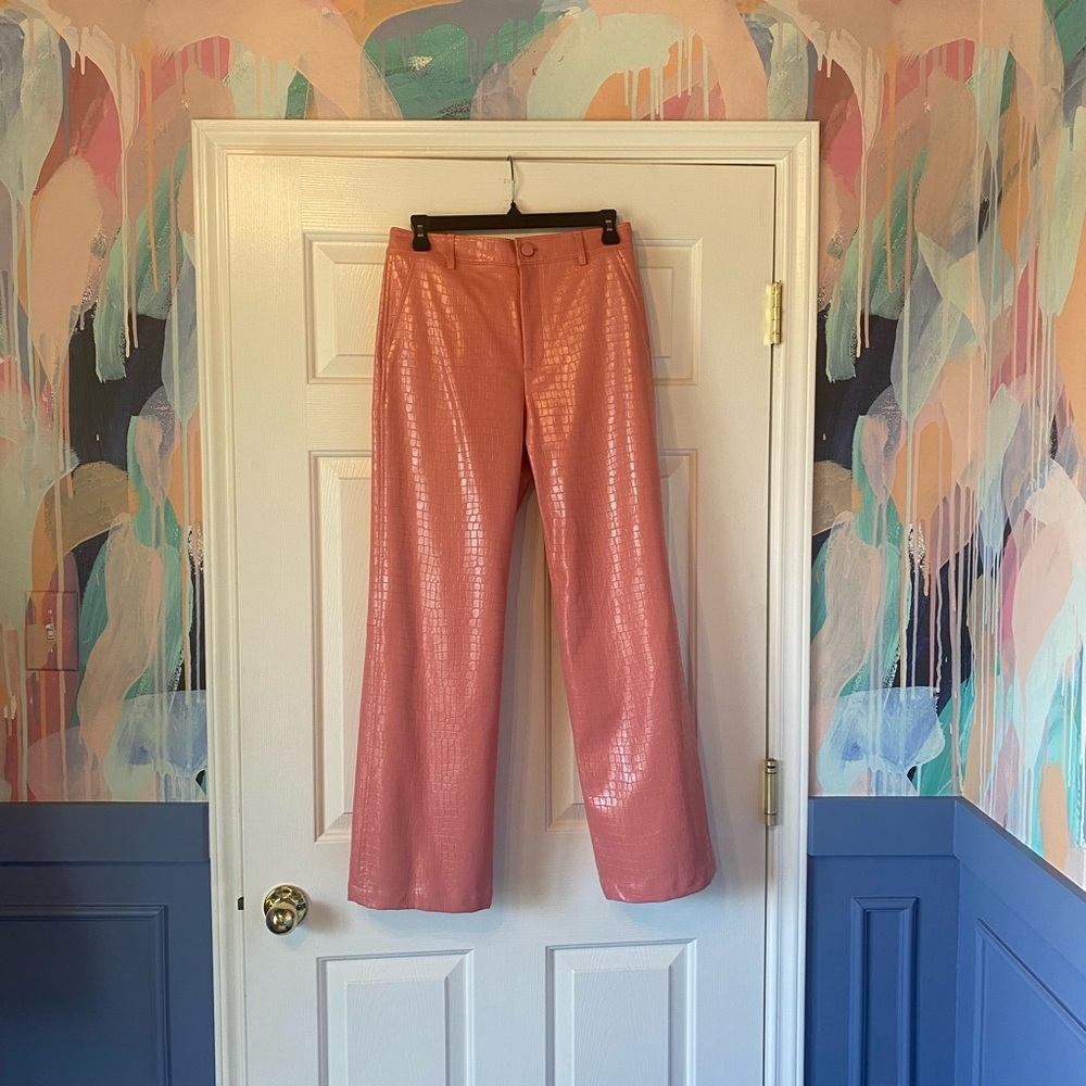 Alice + Olivia Pink Croc-Embossed Faux Leather Pants Sz 4 NWT